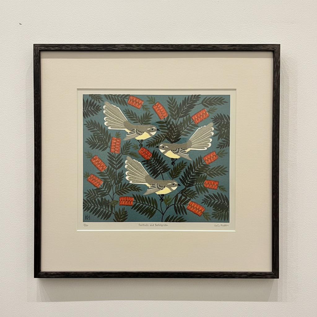 Fantails and bottlebrush 2023